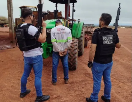 Homem que ameaçou mulher de morte em Fátima do Sul, mandando-a cavar a própria cova, é preso em fazenda