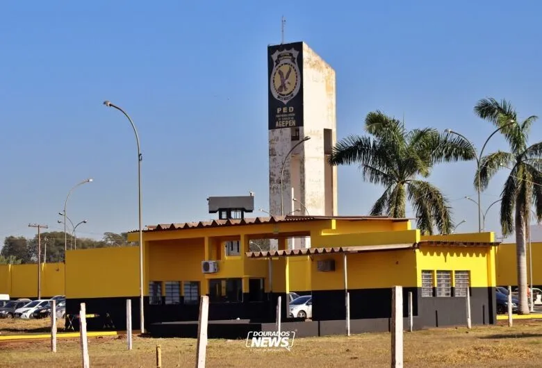 Detento de 25 anos é encontrado morto em cela da PED e presos teriam comemorado a morte