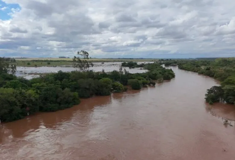 Nível do Rio Dourados chega a 4,2m e ultrapassa cota de alerta, aponta Imasul